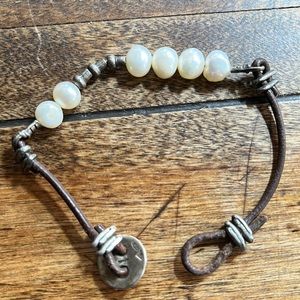 Silpada pearl, Sterling and leather bracelet